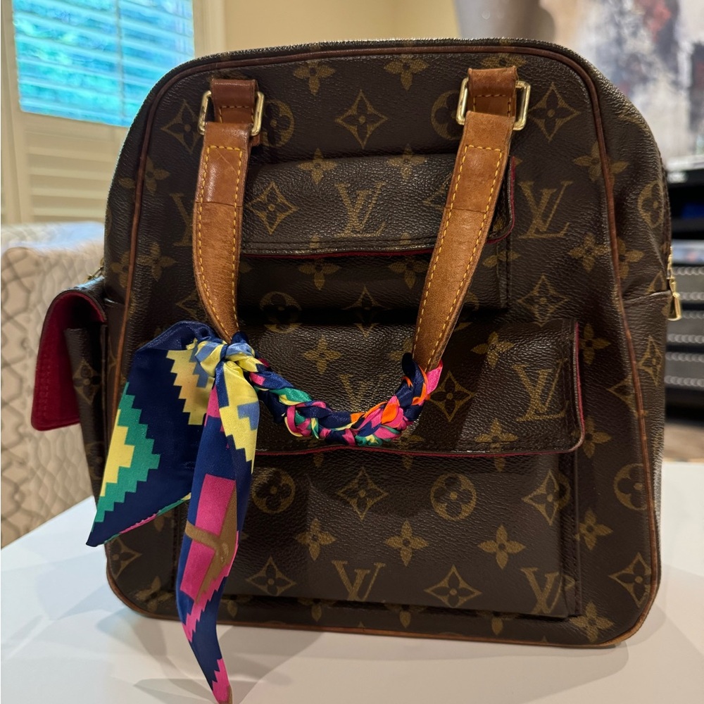Louis Vuitton Excentri-Cité Handbag